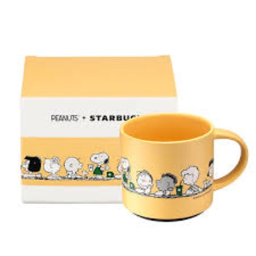 New in box Starbucks x Peanuts Snoopy Yellow Mug.  14 oz.  Hard to find.